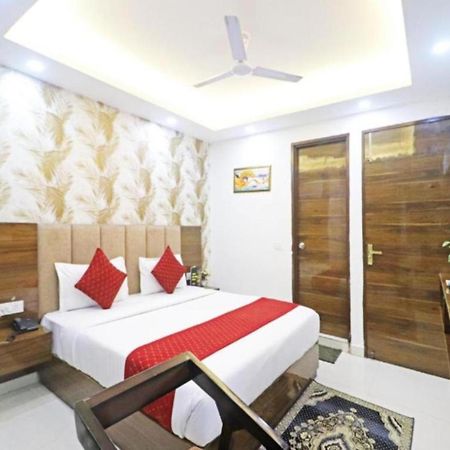 Hotel Vijaydeep Place Near Delhi Airport Nuova Delhi Esterno foto