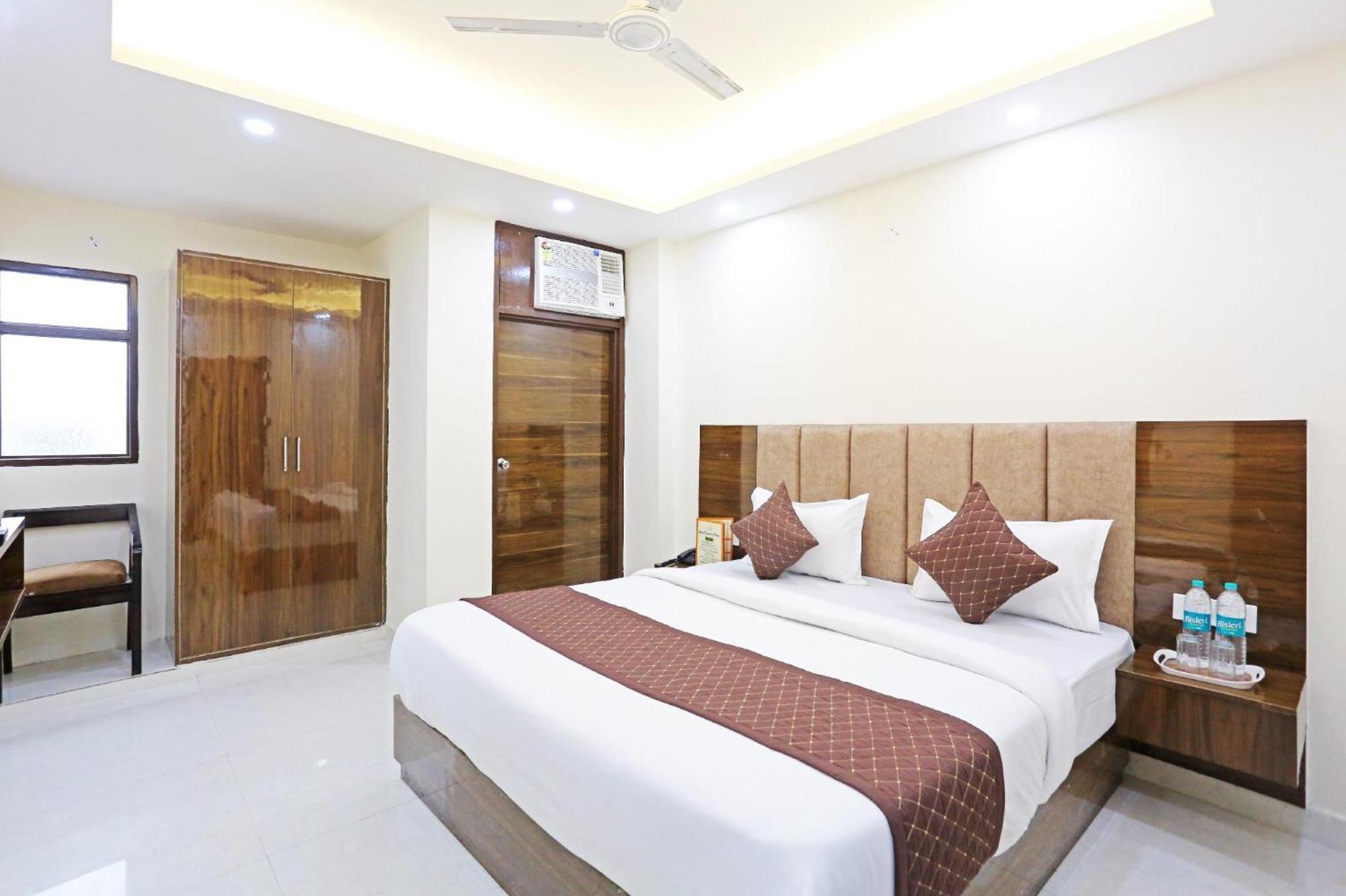 Hotel Vijaydeep Place Near Delhi Airport Nuova Delhi Esterno foto