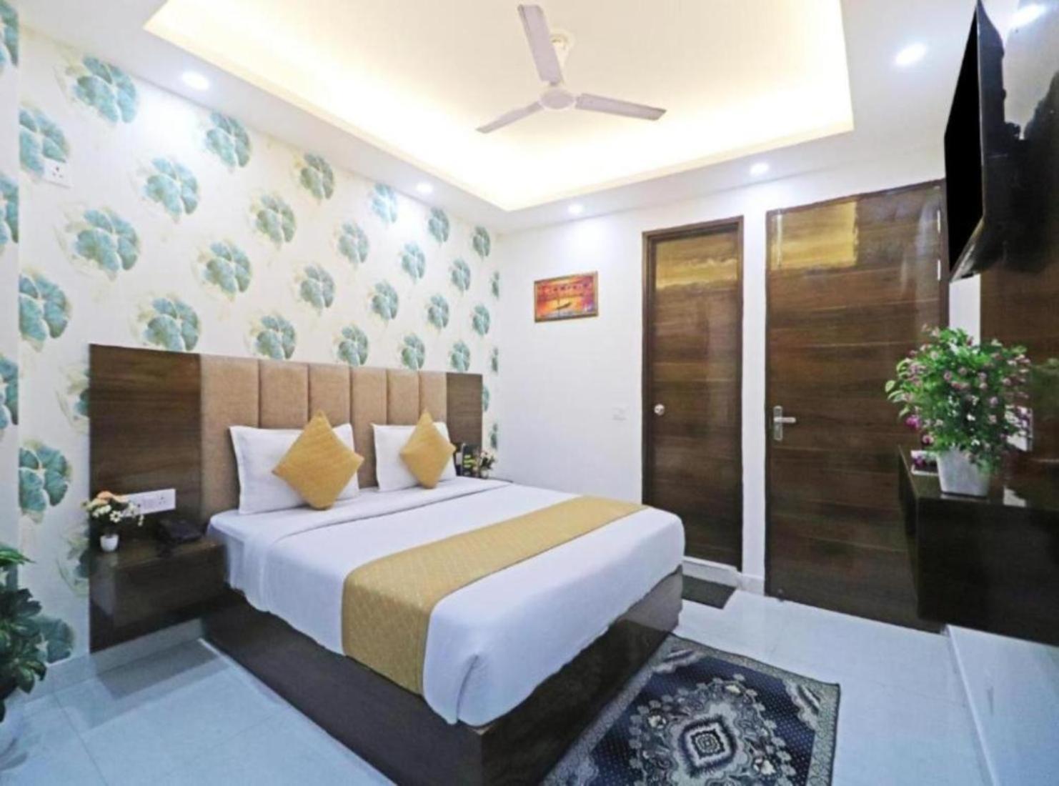 Hotel Vijaydeep Place Near Delhi Airport Nuova Delhi Esterno foto